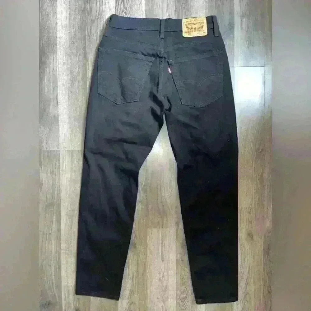 Levi's Distressed black Jean‼️NWOT‼️